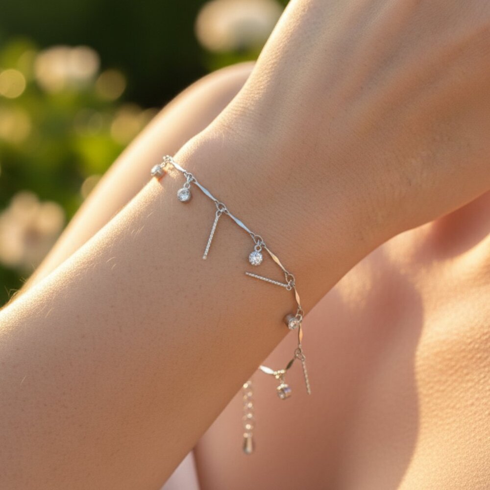 "Trendy Bracelet for Girls & Women – Cute, Adjustable & Gift-Ready | MLCRC1086